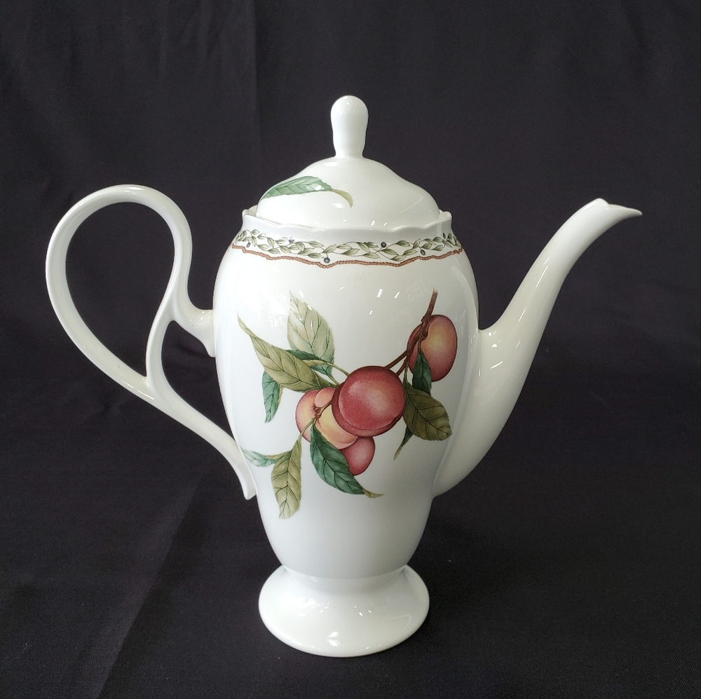 Noritake Japan Primachina Royal Orchard Tea/Coffee Pot 9416 Vintage.